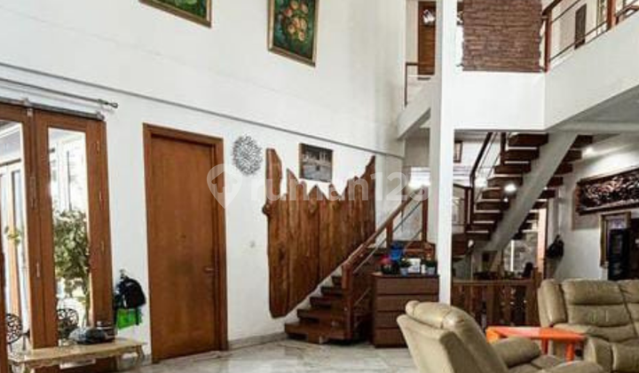 Rumah Mewah Bintaro Sektor 9, Hunian Nyaman,Lengkap dengan ******** Renang Rumah Mewah Bintaro Sektor 9, Hunian Nyaman,Lengkap dengan ******** Renang