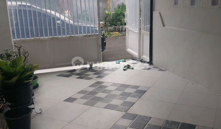 Rumah Baru Renovasi Duta Bintaro,Lokasi Strategis 2