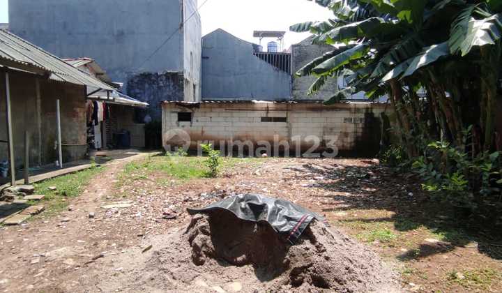 For Sale Land and Building in a Strategic Location, suitable for Rental Business