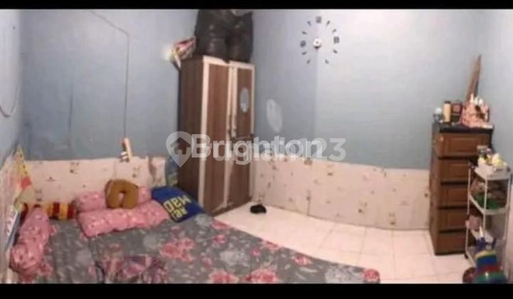 Two-Story Residential House Plus 4 Rental Units Near Gunadarma University Campus in Depok. Two-Story Residential House Plus 4 Rental Units Near Gunadarma University Campus in Depok.