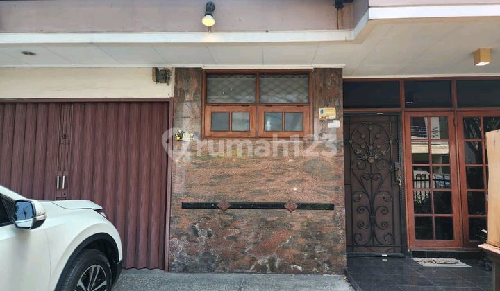 For Rent 2-Story House