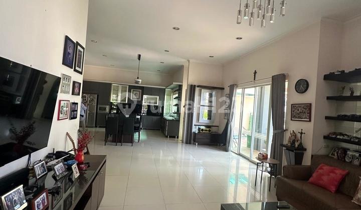 Rumah 3 Lantai Semi Furnished Lokasi Hoek Di Bukit Pakar Timur Dago Pakar Bandung - Rbw Rumah 3 Lantai Semi Furnished Lokasi Hoek Di Bukit Pakar Timur Dago Pakar Bandung - Rbw