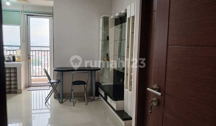 Apartment Sudirman Suites 2 Bed Room Plus View Balkon Utara View Gunung Dan Landasan Bandara Lantai 16 Tower Maple - Van