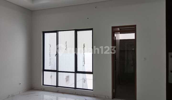Rumah Baru Kualitas Premium Design Minimalis Modern Dengan Material Lux 2 Lantai Kamar 4 Di Kawasan Favorit Mekar Wangi Dalam Cluster - Ind 2