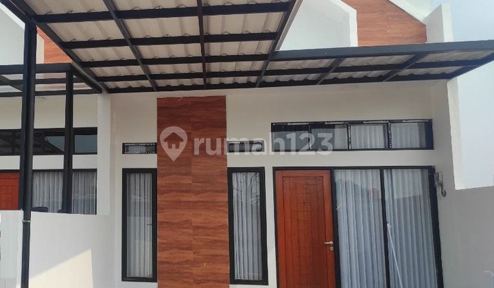 Rumah Baru 1 Lantai +rooftoop Siap Huni Dekat Tol Bintara Bekasi 