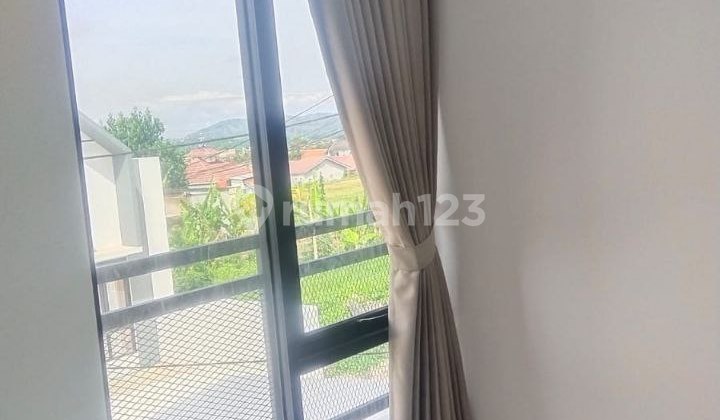 Rumah 2 Lantai Bebas Banjir Dekat Jl Utama / Tol Cileunyi Bandung 2