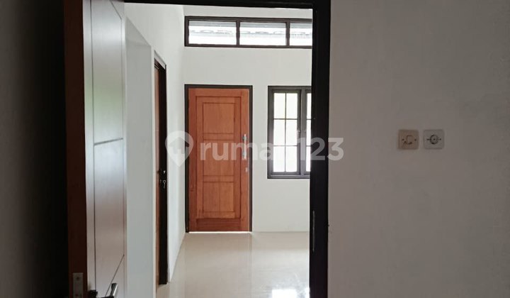 Ready-to-Occupy House Eligible for Mortgage Loan Near Unpam BSD, Bakti Jaya, Setu, Tangsel 2
