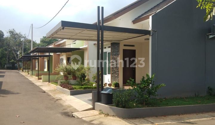 Ready-to-Occupy House Near Toll Road, Eligible for Mortgage, Jatiasih Cluster, Bekasi 2
