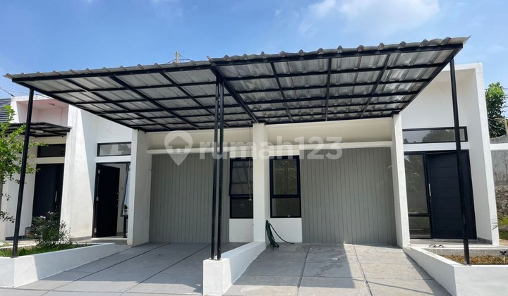 Ready-to-Occupy House Promotion, Eligible for Mortgage, Near Pamulang Campus, Tangsel