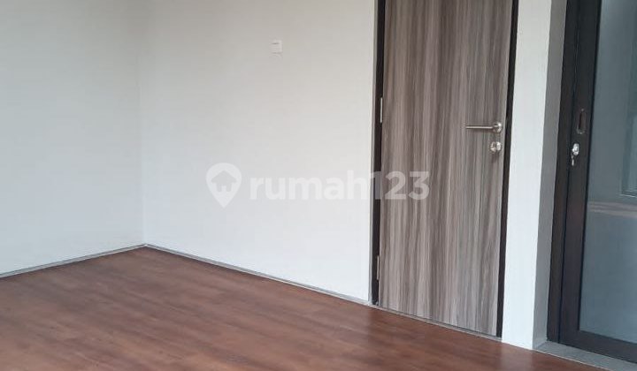 Ready-to-Occupy Cluster House Eligible for Mortgage Near Pamulang Toll Road, South Tangerang 2