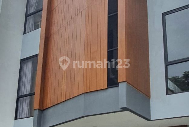 For Sale: 8-Room Boarding House Ready for Occupancy Near Station, Eligible for Mortgage, Gunung Batu Bogor For Sale: 8-Room Boarding House Ready for Occupancy Near Station, Eligible for Mortgage, Gunung Batu Bogor