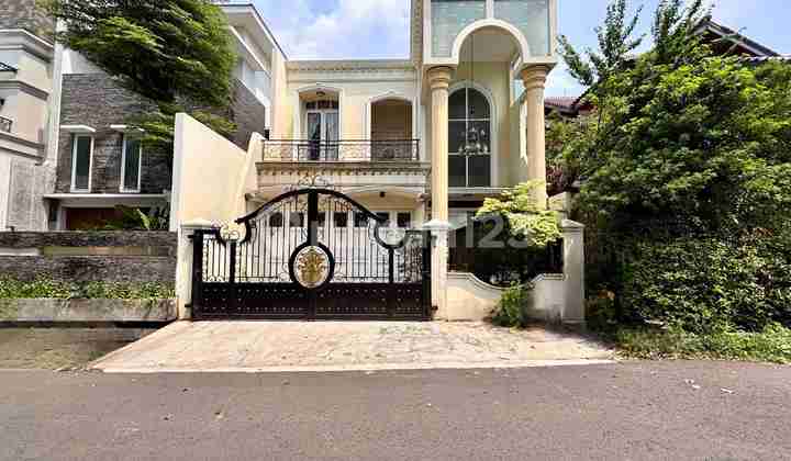 Rumah Mewah Dalam Komplek Premium Tebet