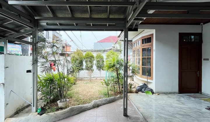 Rumah Siap Huni di Matraman, Akses Jalan 2 Mobil 2