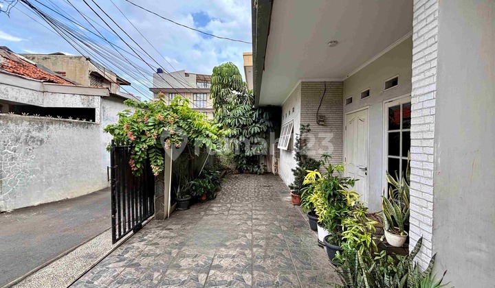 Rumah Siap Huni, Lokasi Strategis Dekat Area Bisnis Tebet 2