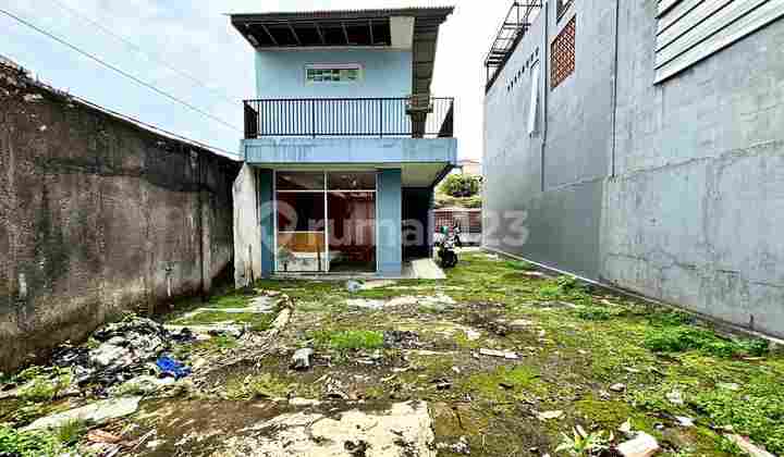 Only 17 million per meter! Build-ready plots, 2-car access.