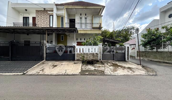 SUPER WIDE ACCESS !! READY TO OCCUPY HOUSE IN TEBET TIMUR 2