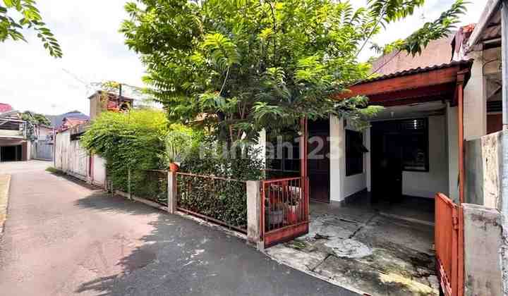 Rumah Hitung Tanah Lingkungan Nyaman