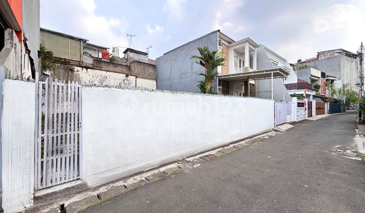 Ready-to-Build Lot, Access for 2 Cars