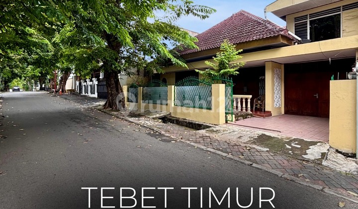 Cheapest !! Old House Land Count in Tebet East Wide Road Access Strategic Location, Negotiable Price !!