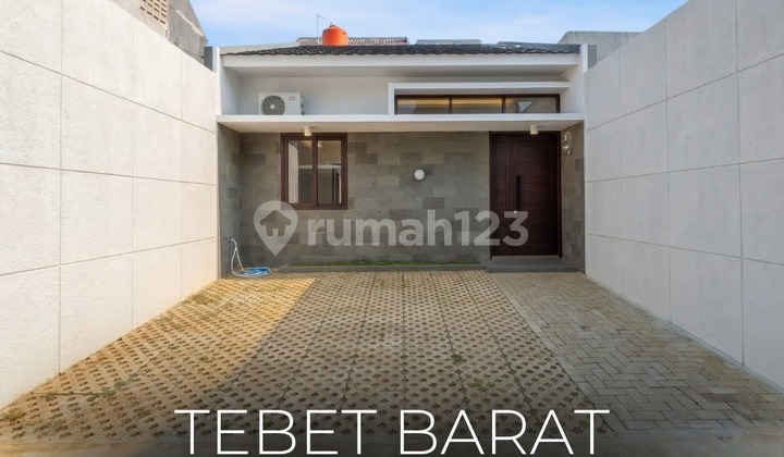 Cheapest !! For Sale Only 2 Billion - An ! Brand New House in West Tebet, Car Access, Fully Furnished, Strategic Location, Negotiable !