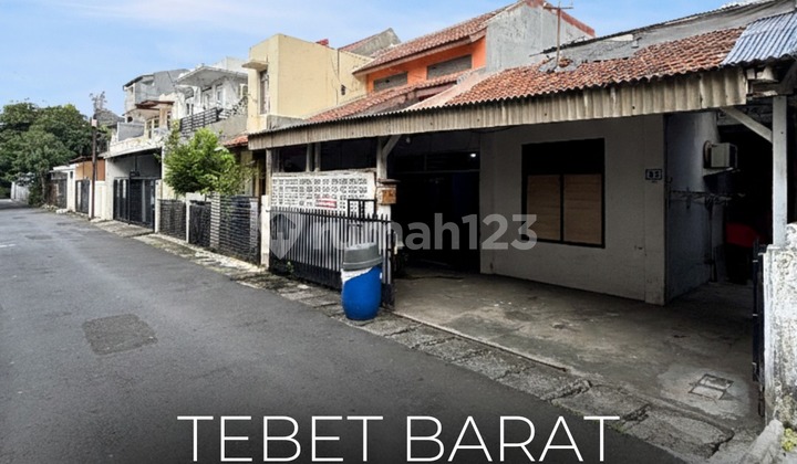 Cheapest !! Price Drop ! Land Area Included House in Premium Complex Tebet Barat, 2 Car Road Access, 24-Hour Security (One Gate System), Super Strategic Location, Negotiable !