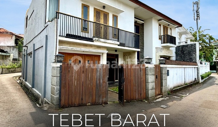 Termurah !! Rumah 2 Lantai Siap Huni di Tebet Barat, Aksesnya 2 Mobil, Lokasi Strategis, Nego ! 1