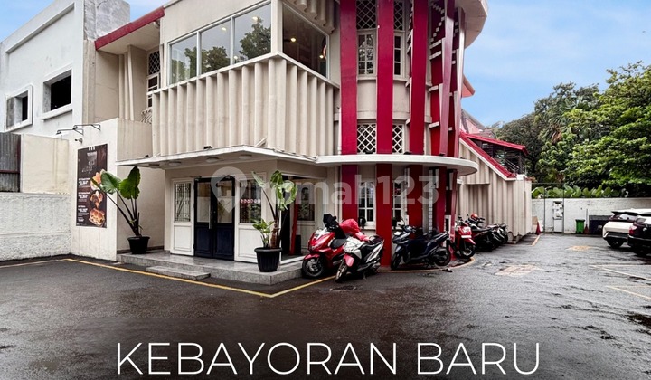 Cheapest !! 2-Story Mini Building for Sale in Melawai - Kebayoran Baru, Commercial Zone, Super Strategic Location, Surrounded by Office Buildings and Malls, Negotiable!