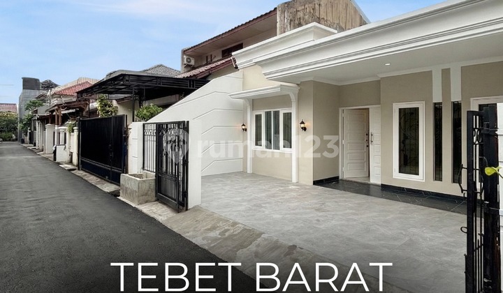 Cheapest !! For Sale Newly Renovated House in West Tebet ! American Classic Design, Easy Access for 1 Car, Strategic Location, Negotiable !