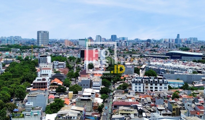 TERMURAH!! DI JUAL RUMAH KOST SIAP HUNI DI SAHARDJO, LOKASI STRATEGIS, AKSES JLN RAYA UTAMA, ZONA KOMERSIAL UNGU, NEGO!