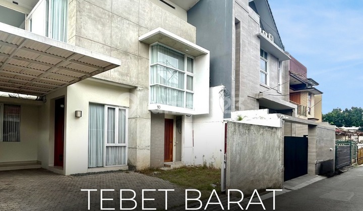 Cheapest!! For Sale, Luxury 2-Story House, in West Tebet Close to Supomo, Easy Access for 1 Car Road, Negotiable!!
