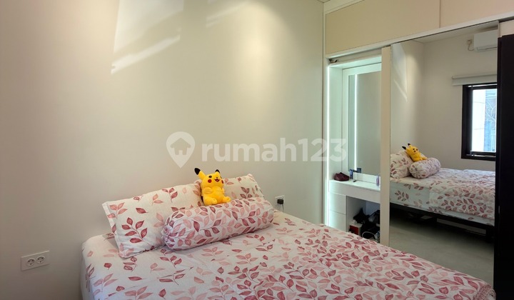 Termurah !! di Jual Cuma 2 M - An ! Brand New House Tebet Barat, Akses Jalan 1 Mobil Fully Furnished, Lokasi Strategis, Nego ! 2