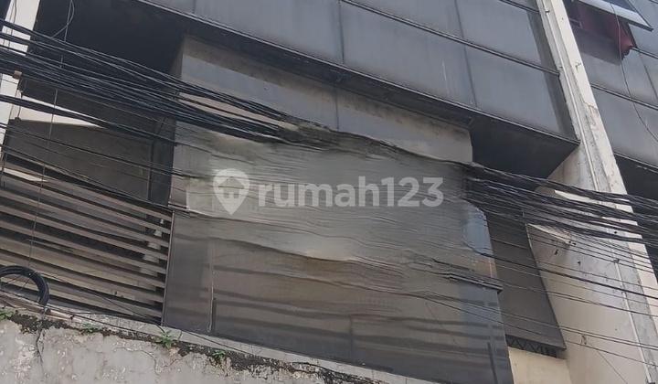 Ruko 4 Lamtai Bangunan Tua Roxy Jakarta Pusat Ruko 4 Lamtai Bangunan Tua Roxy Jakarta Pusat