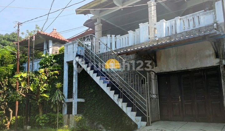 Rumah Bagus Lokasi Premium Siap Huni di Jalan Karonsih 1