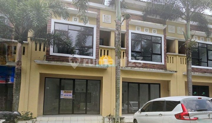 Strategic Exclusive Ready-to-Use Shop House at Teras Bali Mijen 1