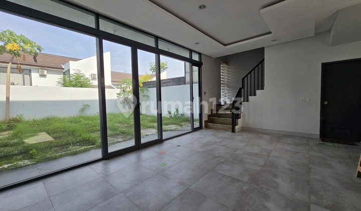 Rumah Cluster Strategis Siap Huni di Naraya Bsb City 2