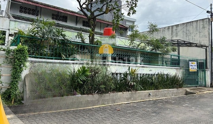 Rumah Bagus Strategis Siap Huni di Jalan Kalimas Semarang Utara 1