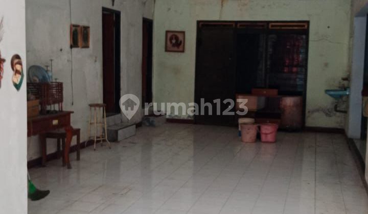Rumah Bagus Strategis Siap Huni di Jalan Kalimas Semarang Utara 2