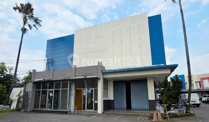 Ready-to-Use Shophouse Suitable for Business in Kic Gatsu Industrial Area 1