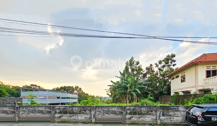 Tanah Luas Strategis Premium Siap Pakai di Telaga Bodas 1