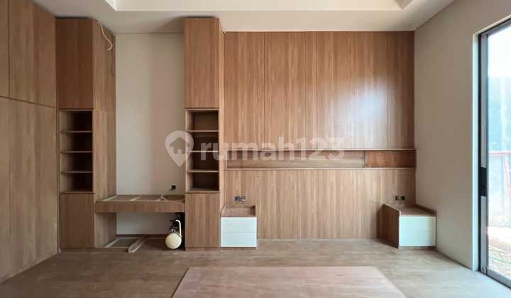 Rumah Mewah Eksklusif Full Furnished di Puri Arga Golf BSB 2