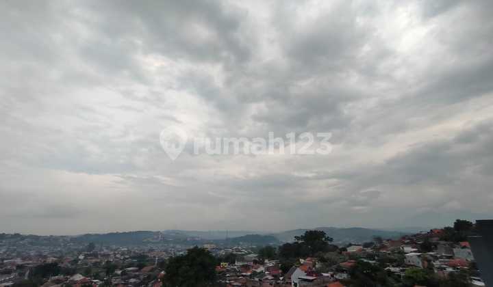 Nice House Ready to Occupy on Simongan Street, West Semarang Nice House Ready to Occupy on Simongan Street, West Semarang