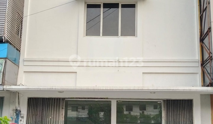 Ruko Eksklusif Premium Siap Pakai di Kawasan Industri Gatsu Ruko Eksklusif Premium Siap Pakai di Kawasan Industri Gatsu