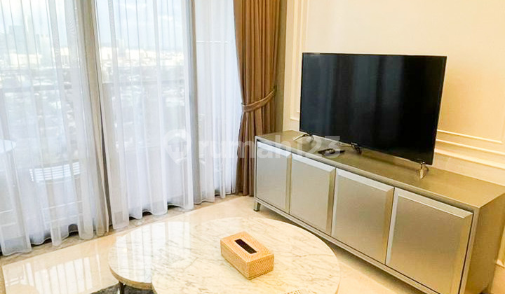 For Rent District 8 Senopati 1 Bedroom Middle Floor 2