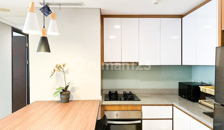 For Rent Ciputra World 2, 2 Bedrooms, High Floor 2