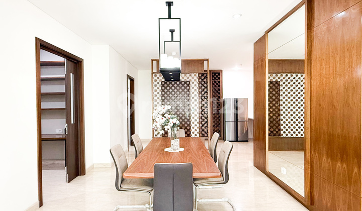 For Sale Pakubuwono House 2+1 Bedroom Middle Floor 2