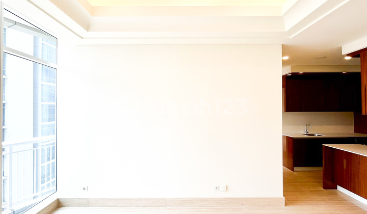 For Sale South Hills 2 Bedrooms Low Floor 1