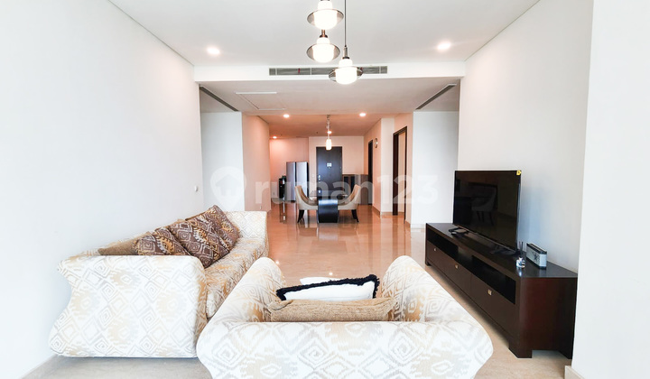 For Rent Pakubuwono House 2+1 Bedrooms Middle Floor