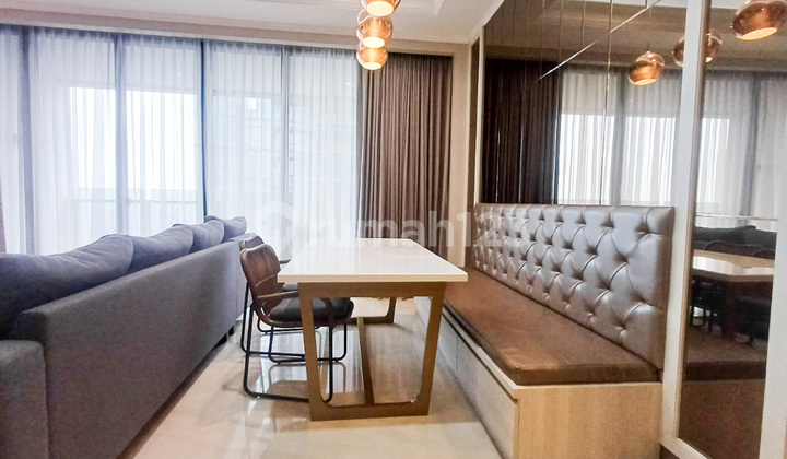 For Rent District 8 Senopati 2 Bedroom Middle Floor 2