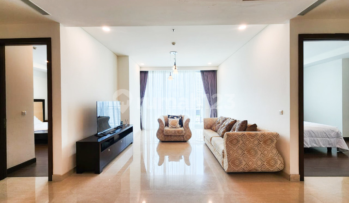 For Rent Pakubuwono House 2+1 Bedrooms Middle Floor 2