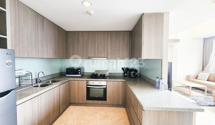 For Rent Ciputra World 2 3 Bedrooms Middle Floor 2